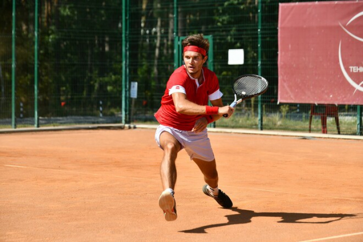 ����� ������ �� ������������ 25-��������� ITF � ������